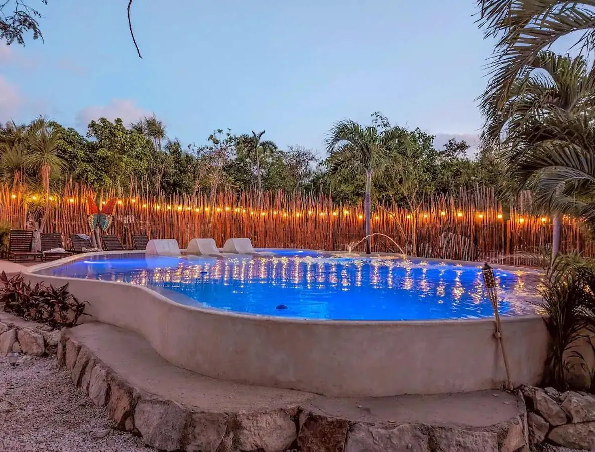 Xhule Hotel Boutique Tulum 4*,  México